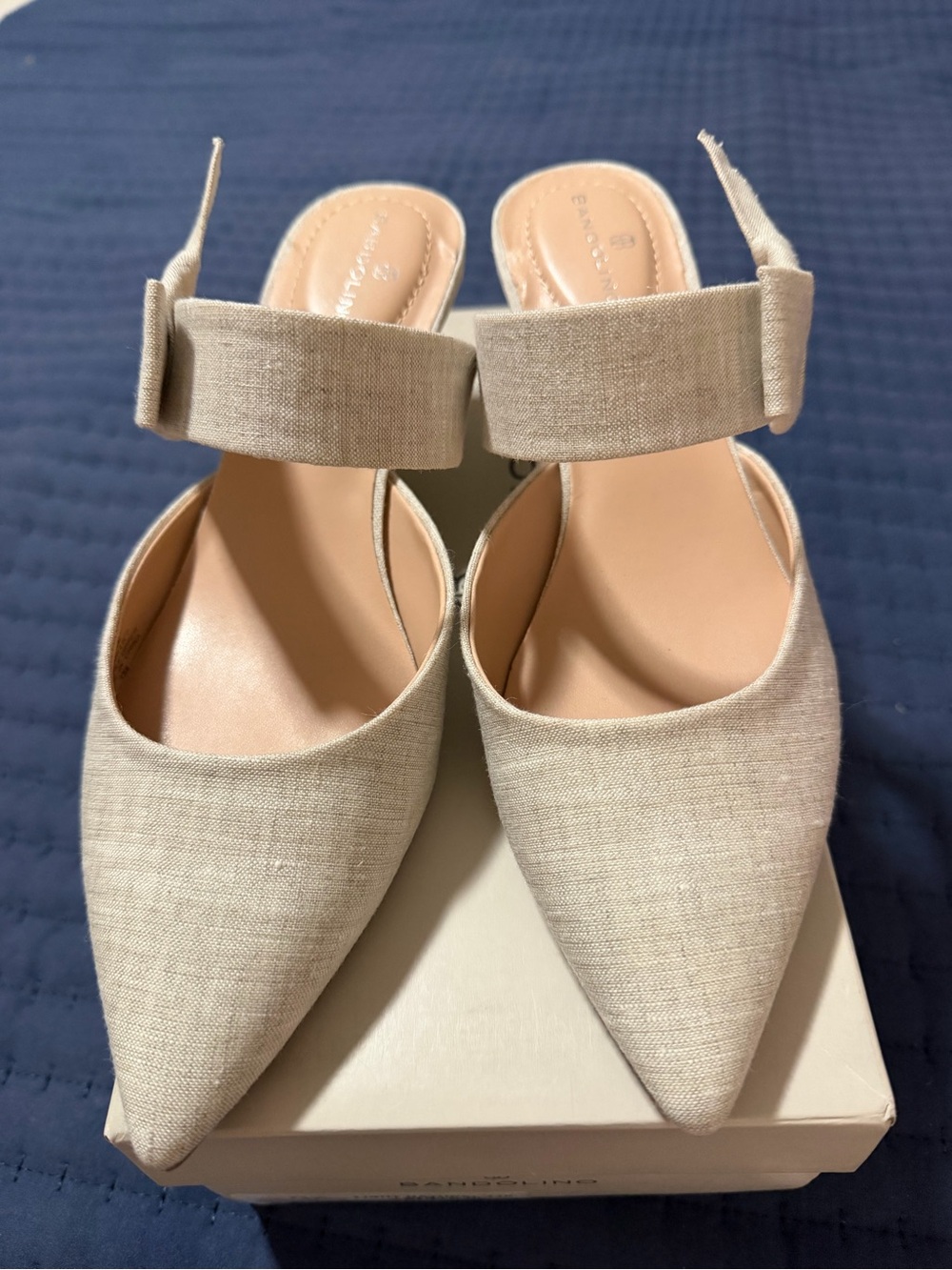 Bandolino Beige Linen Pointed Toe Slingback Mules